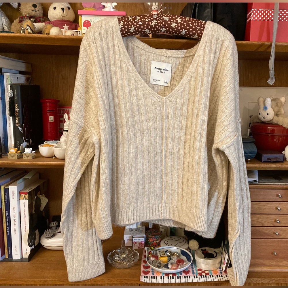 Abercrombie knitwear top size S